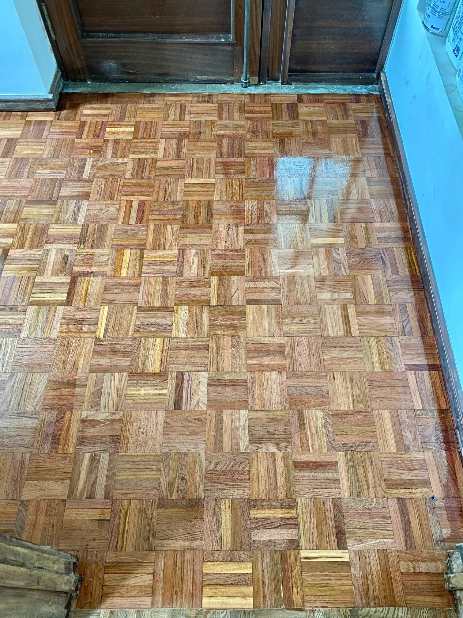 Parquet de Azinho, Verniz acetinado traffic HD Bona