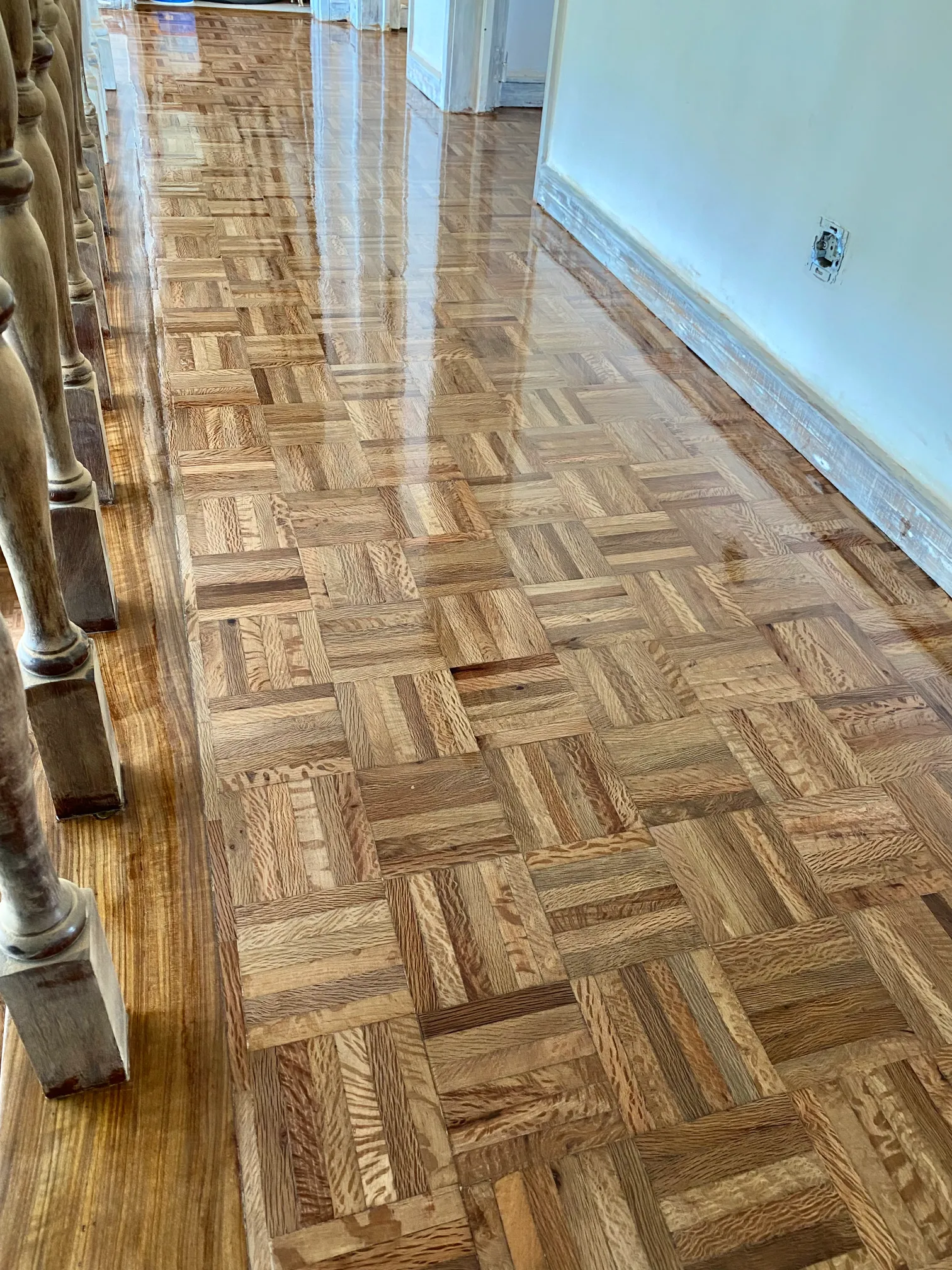 Parquet de Azinho, Verniz acetinado traffic HD Bona